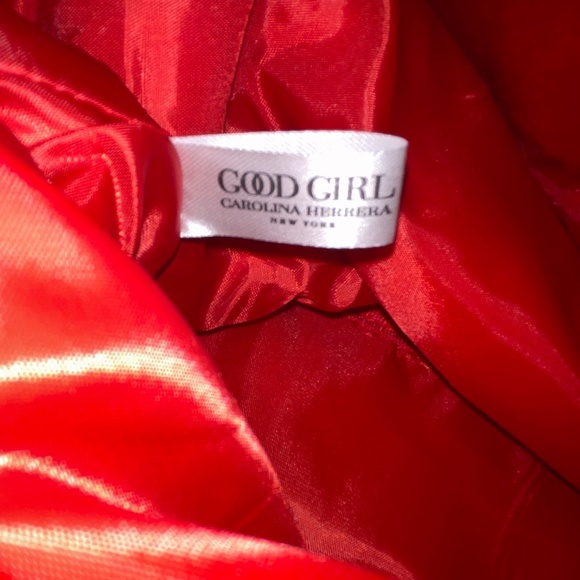 Carolina Herrera Good Girl Logo Red Faux Fur Fluffy Fuzzy Tote Bag - Picture 3 of 8